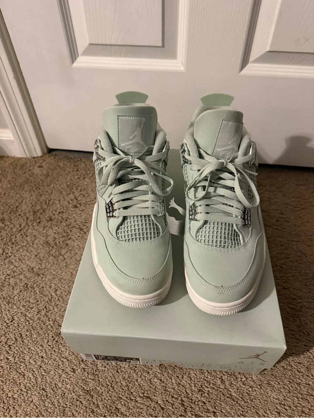 Air Jordan 4 “Seafoam Sail/Abundance